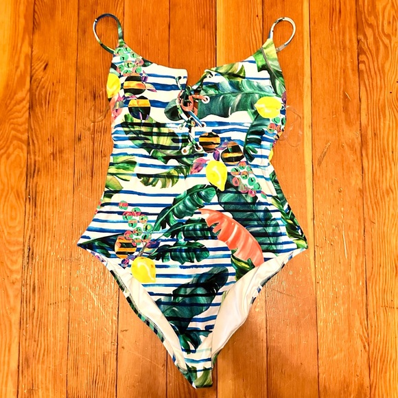 Red Carter Shore Club Juliette Maillot One Piece Swimsuit Size M (8) - Picture 6 of 12